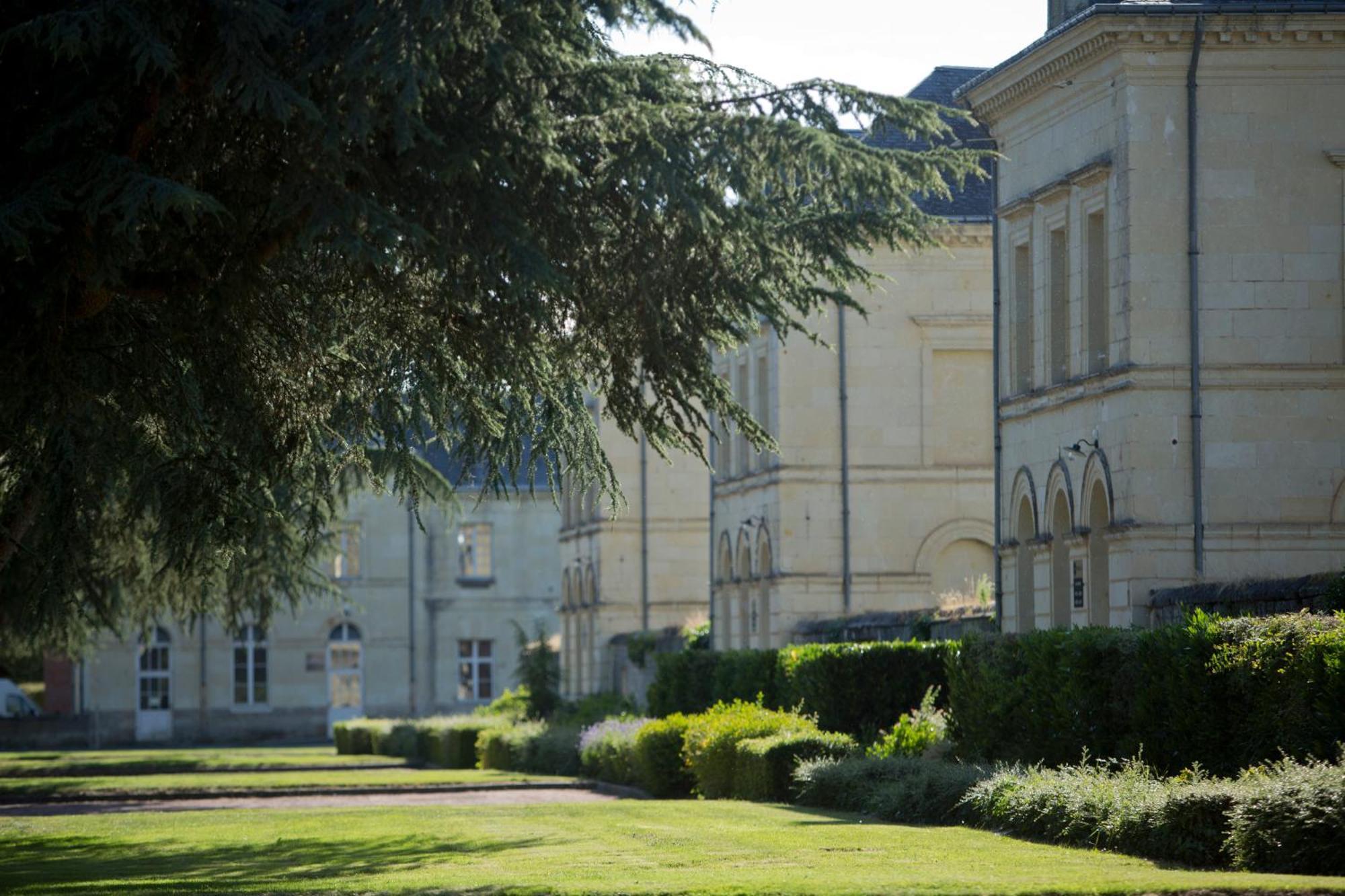 Domaine De 3*